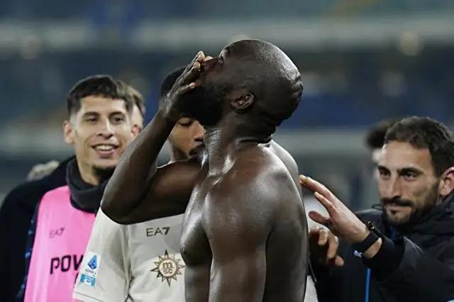 【行为乖张，大龄巨婴，那不勒斯也不惯着了，周二不归队等着瞧】不参加国家队比赛的卢