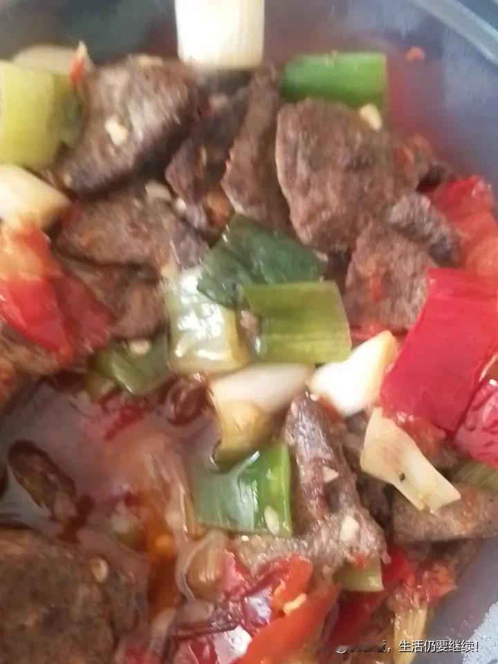 我对下联：本本分分做事。
献丑了！