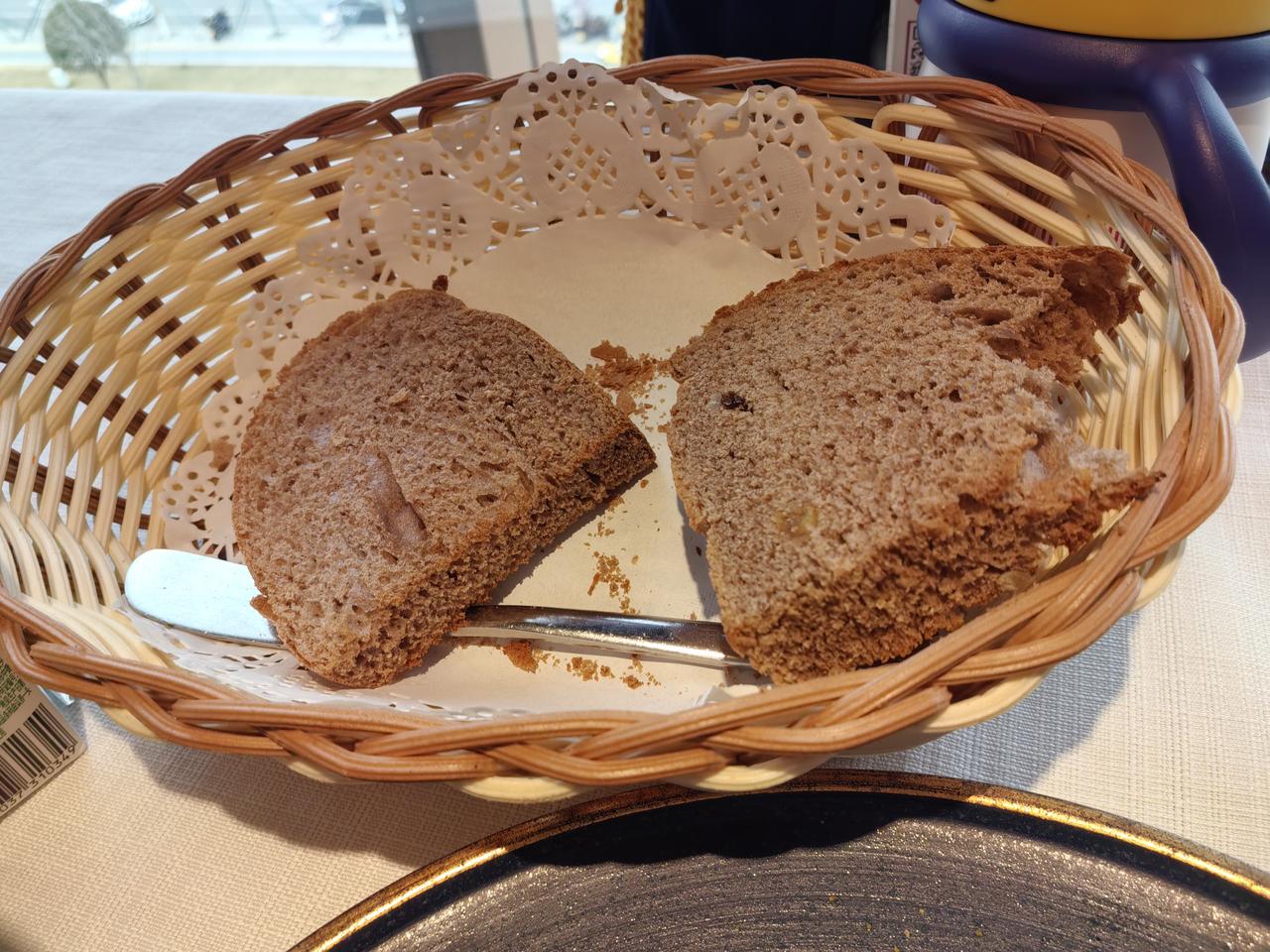 我国各地老婆的叫法：

1、北京叫——媳妇
2、河南叫——屋里头
3、天津叫——