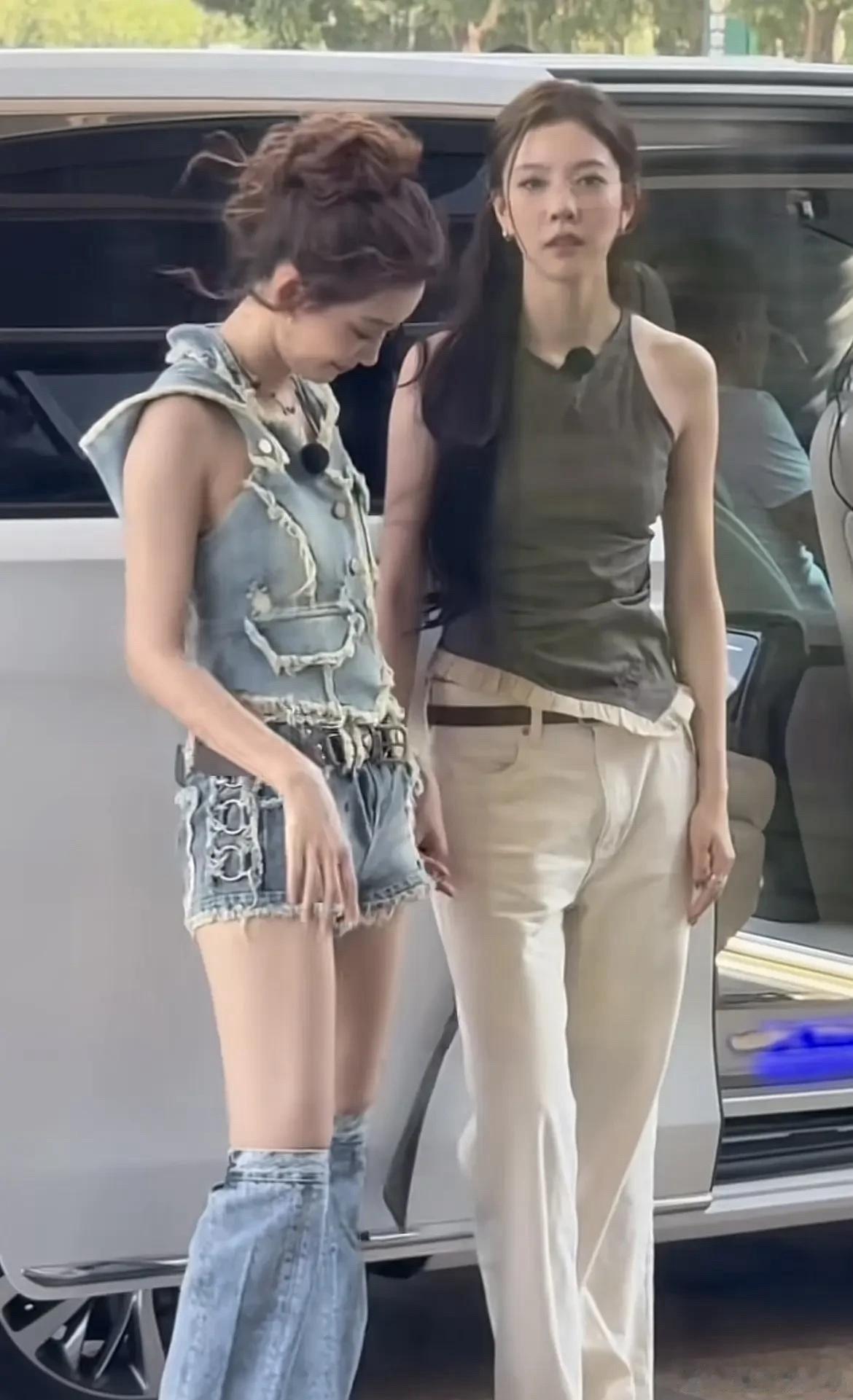 一个敢设计，一个敢穿，真是太牛了啊！ 