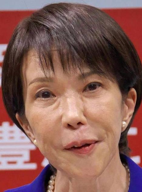 一边在台海问题上磨刀霍霍，一边腆着脸索要外交尊重！想要尊重很简单：先把伸过界的脚