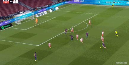 【西甲】巴萨3比1马竞北京时间12月3日4:00，西甲第19轮焦点战，巴塞罗那坐