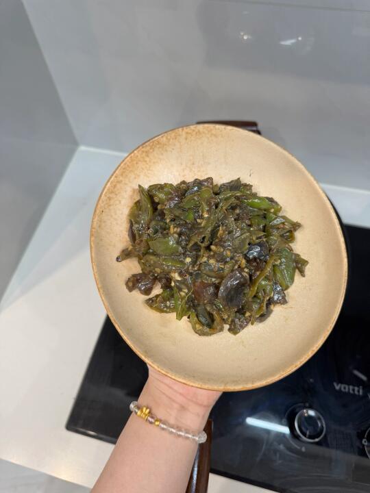 虽然看着不咋样，但它真的夹馍拌饭卷饼绝美