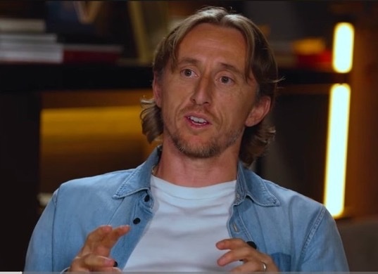 皇马 卢卡·莫德里奇：“齐达内？他刚来的时候，我们就像孩子一样对他充满敬畏。在他