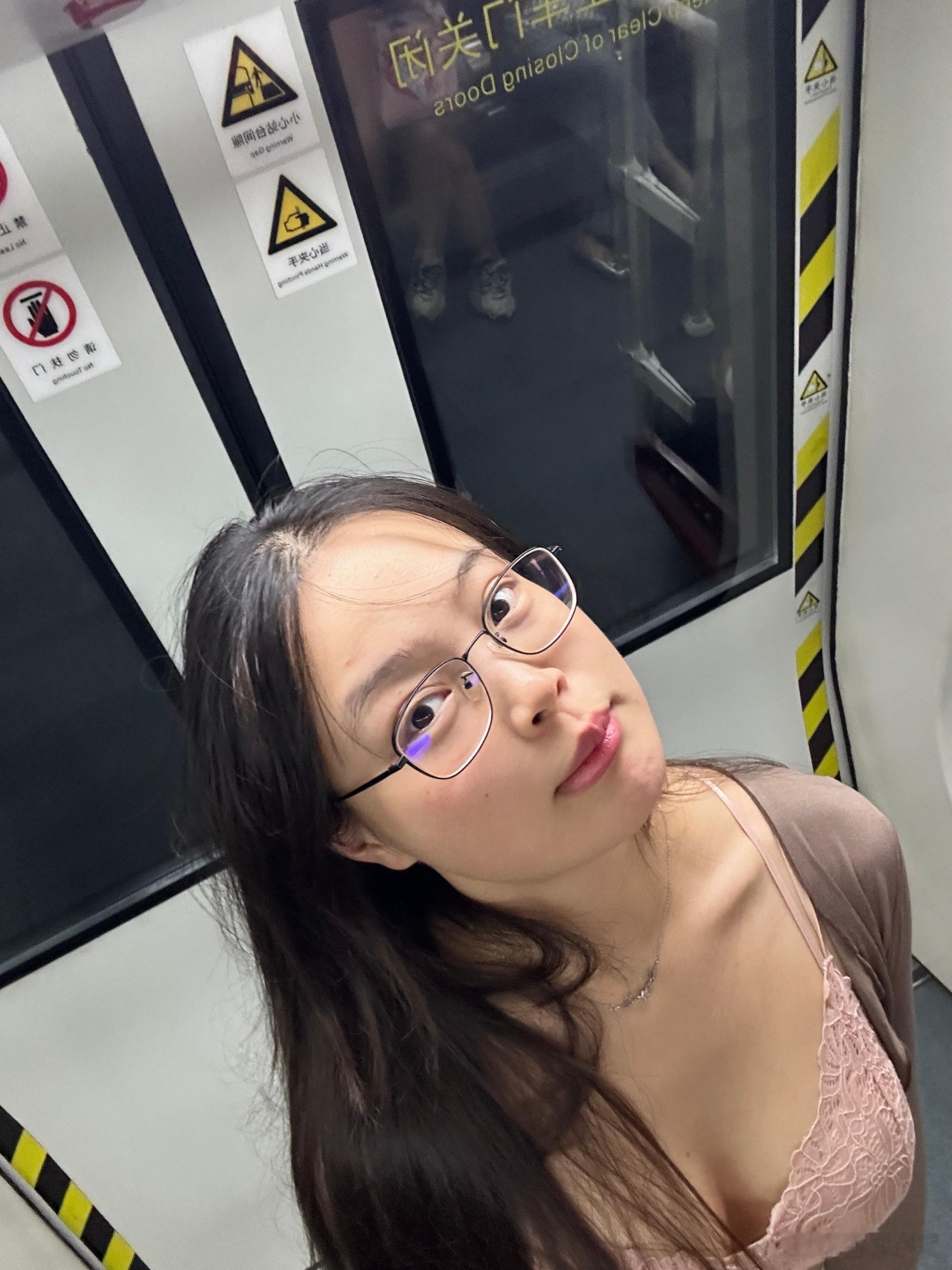 啊！！！ ​​​