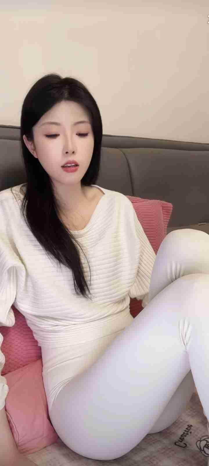 我的今日状态：😁轻松愉快
我这里的天气：☀️晴天