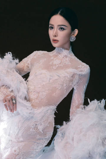 娜扎蕾丝透视羽毛裙娜扎透视羽毛裙透视羽毛裙完全白天鹅 ​​​