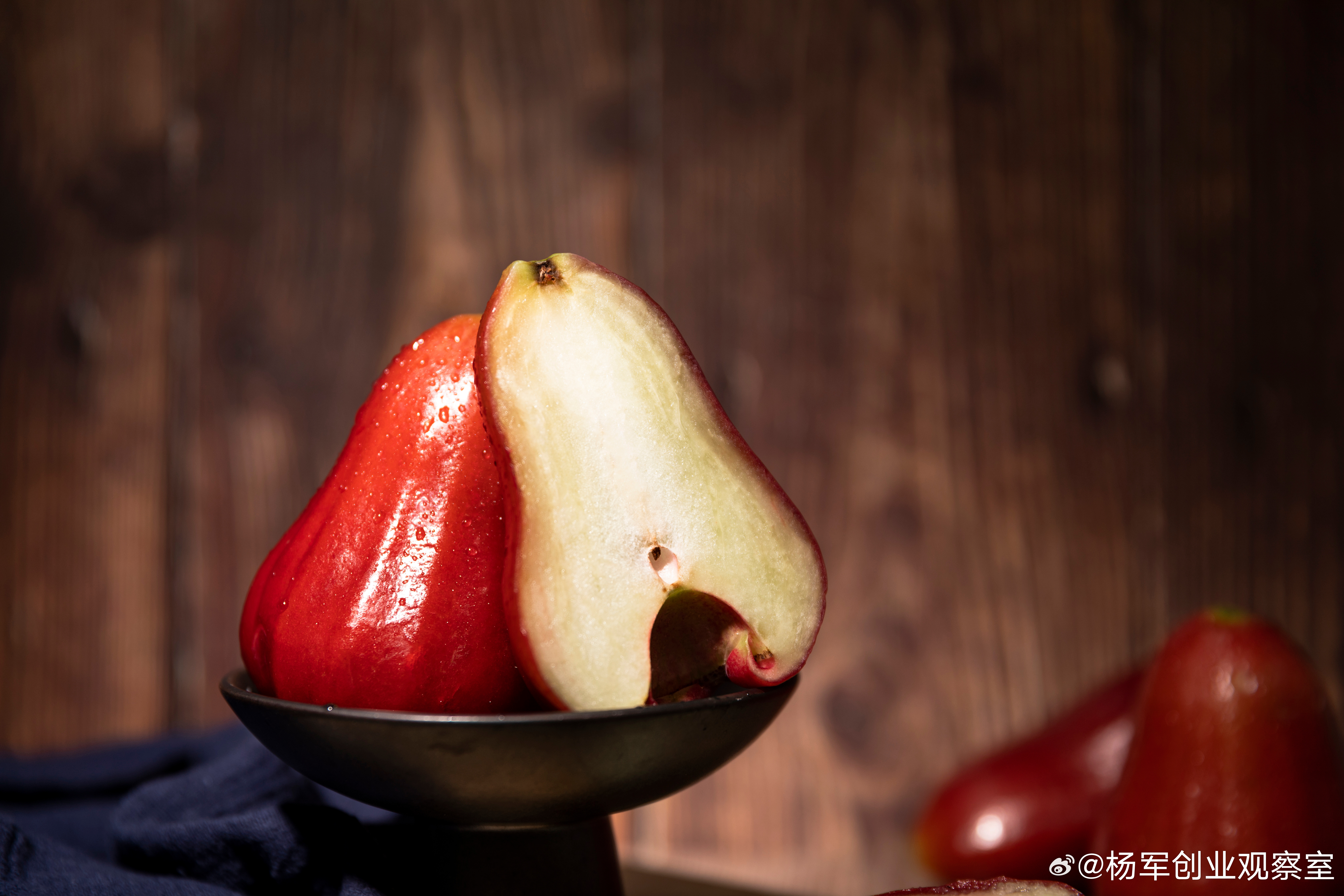 决定公司生死的战略调整，往往因为一群只考虑部门利益的副总们的集体反对而被搁置，最