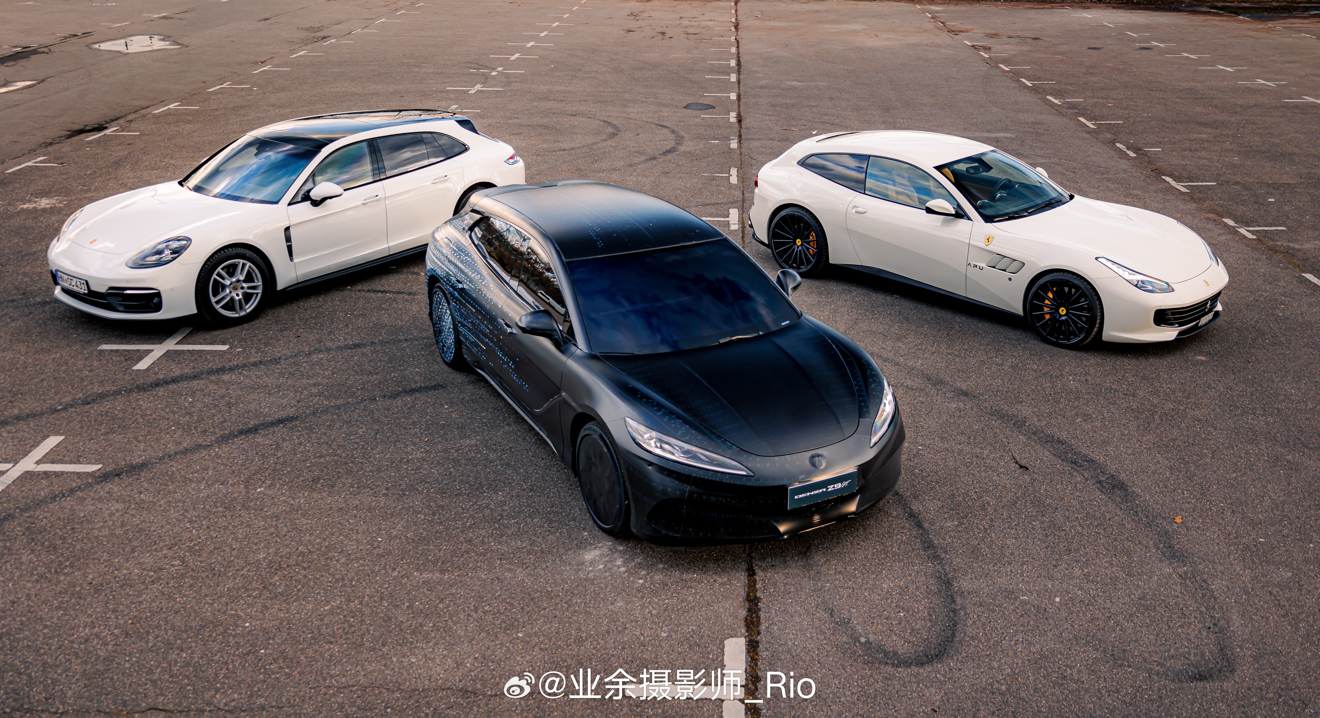 原来这个车叫 DENZA Z9 GT另外想问 这个车哪里像 帕梅猎装了？ 不懂为