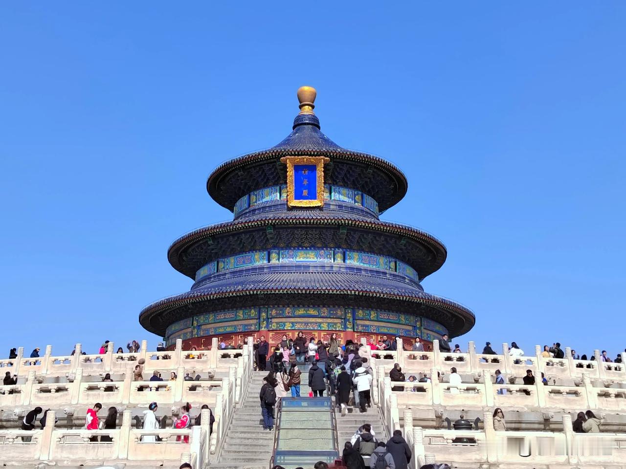 #记录我的2024#
如果可能，每年拍一次天坛。