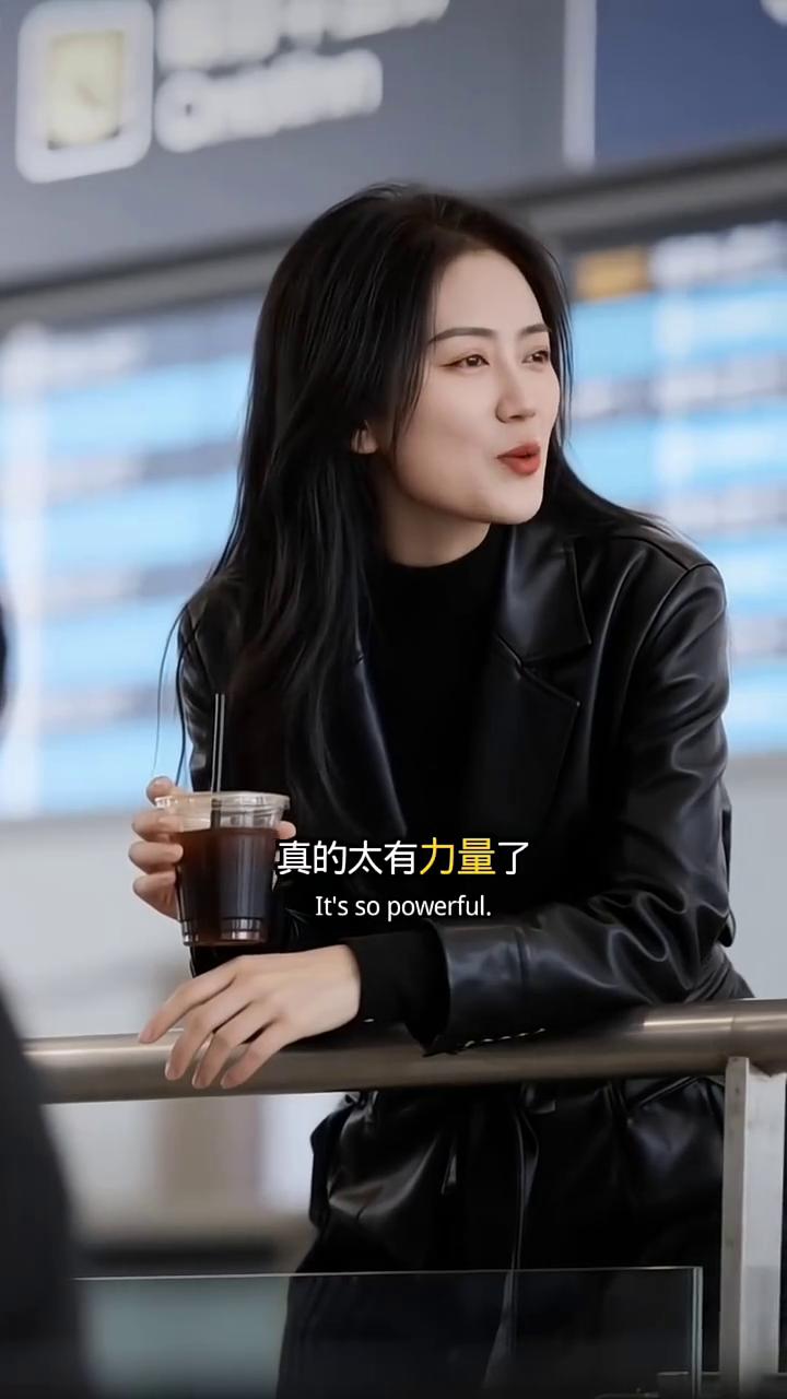 坚持的意义。
人民日报的金句真的太有力量了。如果没有天赋，那就不断的重复。如果不