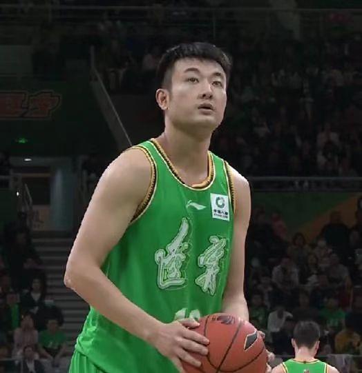#妙笔生花创作挑战#冰火两重天，CBA新赛季首日4位球员发挥大相径庭！
1、辽宁