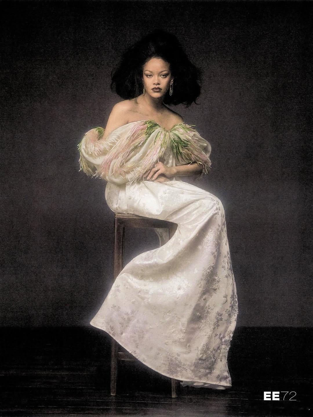 Rihanna × EE72 时尚大片