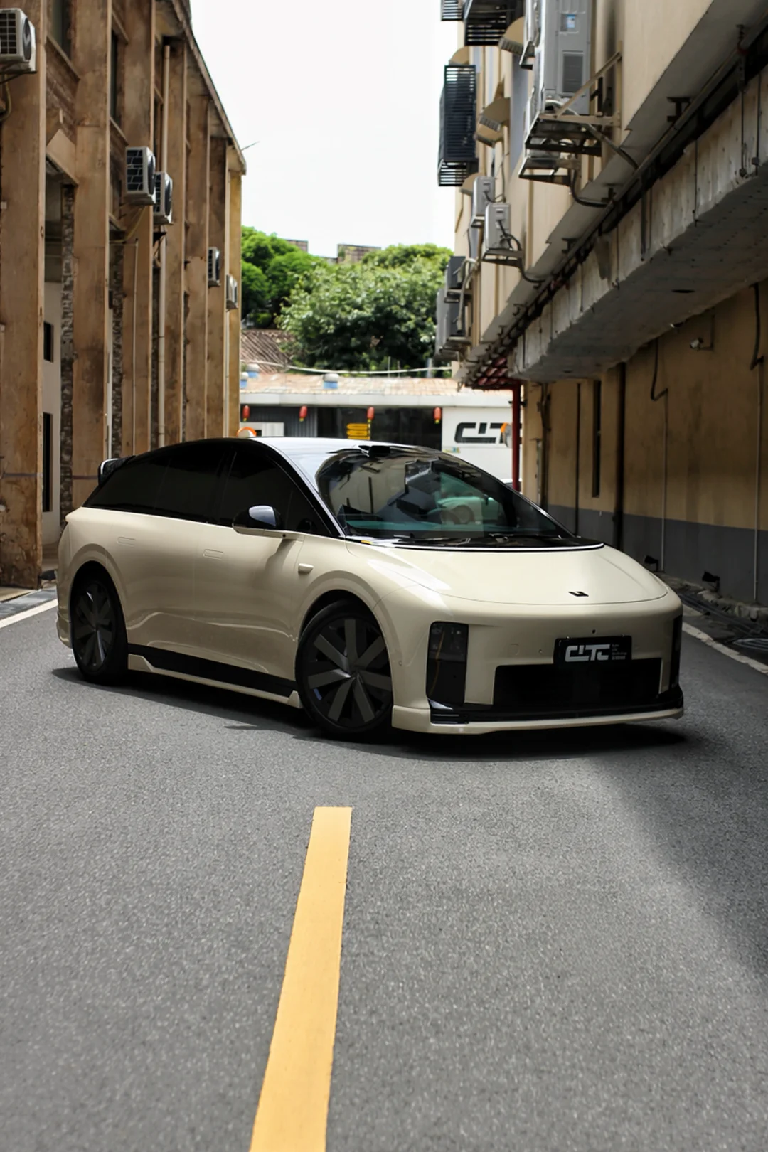 NIC×CMST i6云朵黄 上车效果
