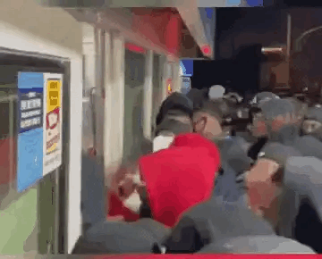 洗劫商店不严重，可以释放！美国洛杉矶的法官决定再次施行“违法狂欢”！没错，获得自
