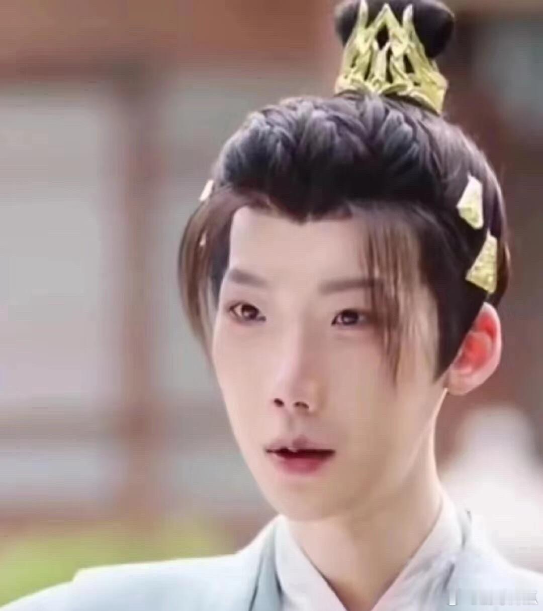 这丑孩子是谁……演戏都不要颜值了嘛 ​​​