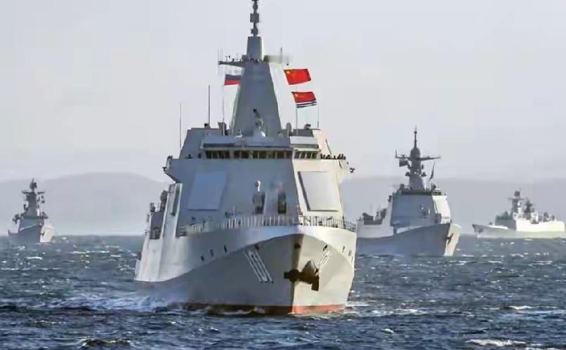 印度海军军舰也要学下饺子，他们的下饺子原来是这样凑起来的，不是速度，是集中到一起