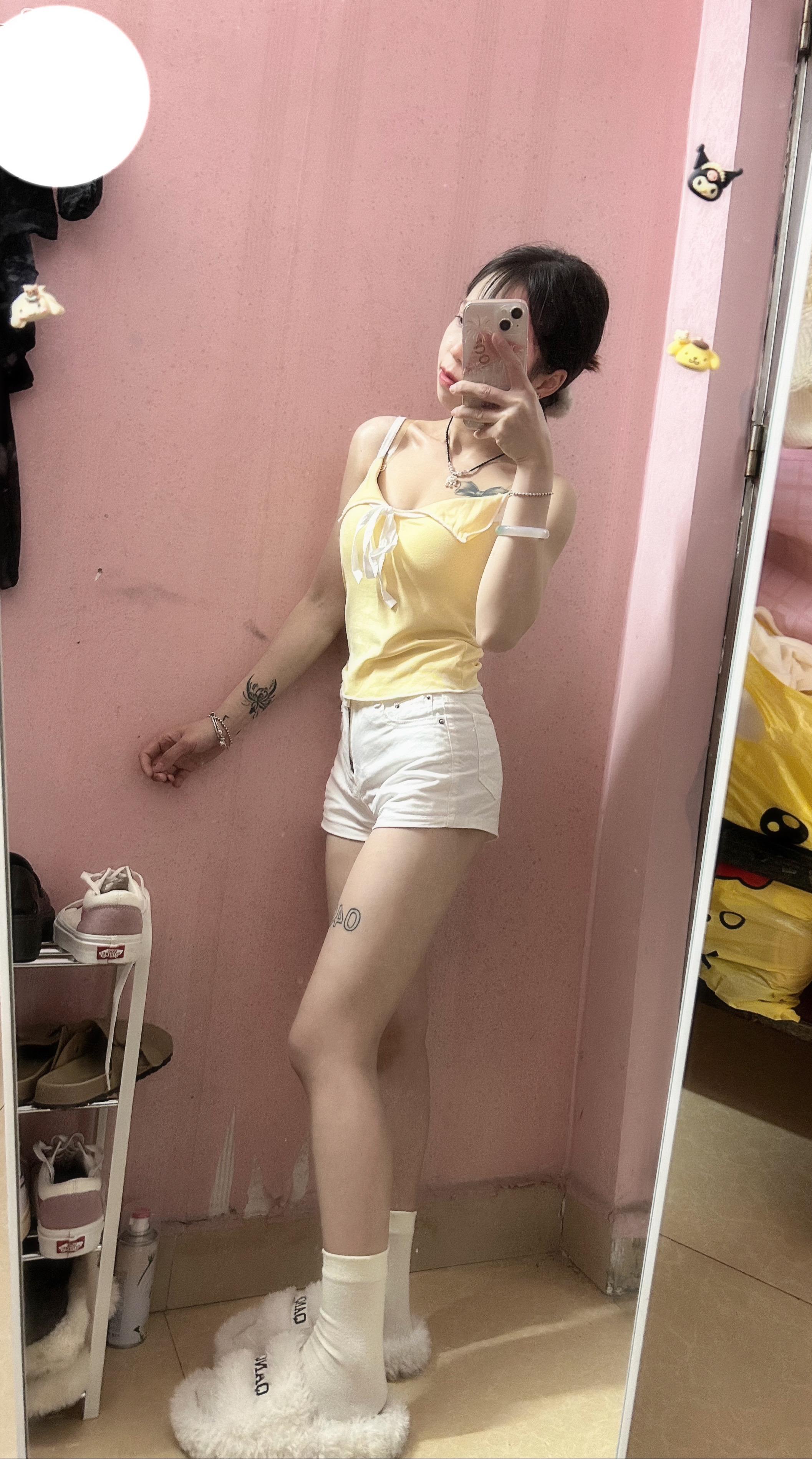 已经到了用钱说话的年纪了 不怕没爱就怕没钱