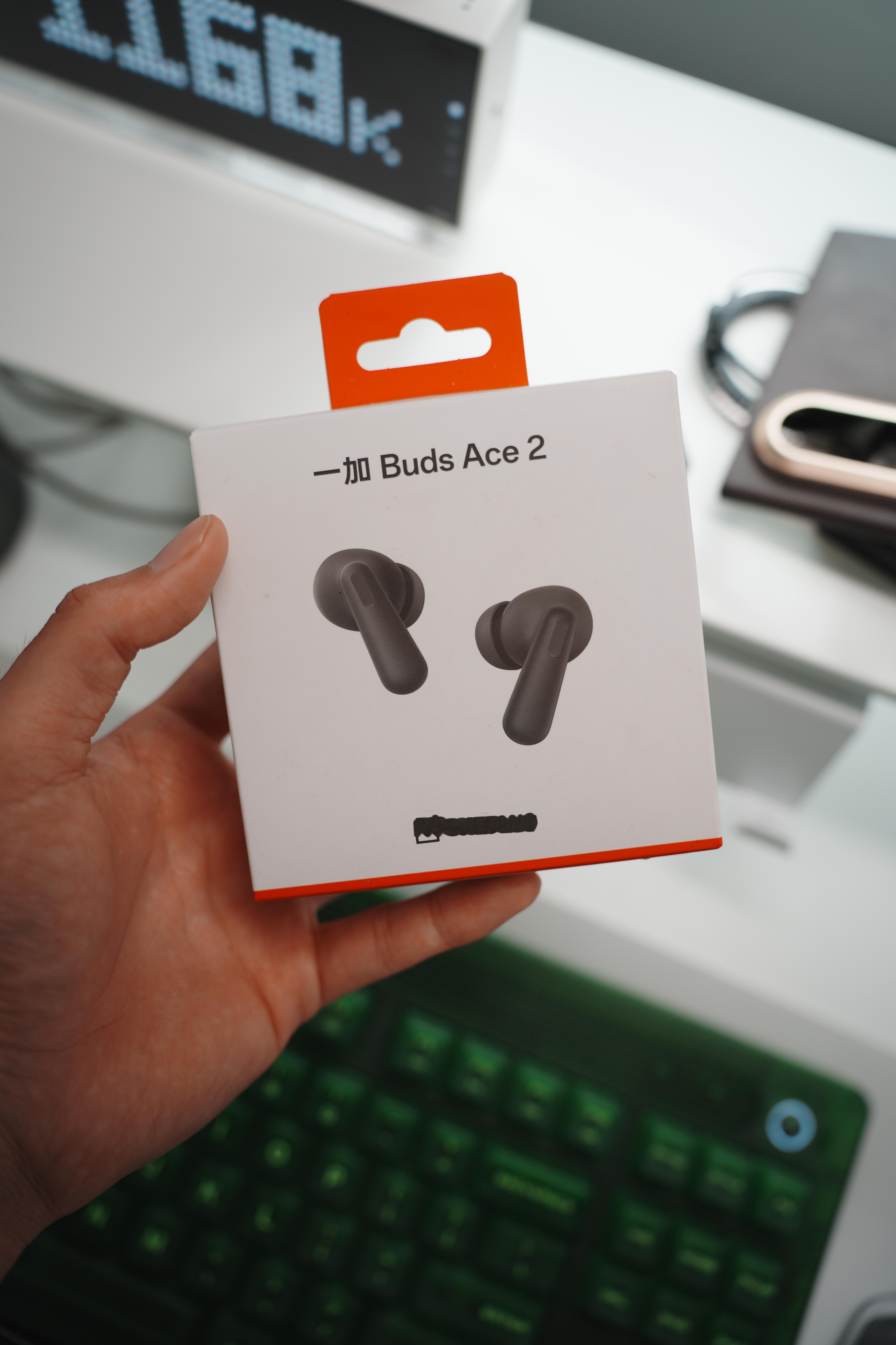 【转发评论】抽一台一加 Bud Ace 2。也是好久没抽奖了，翻到一台还未查封的