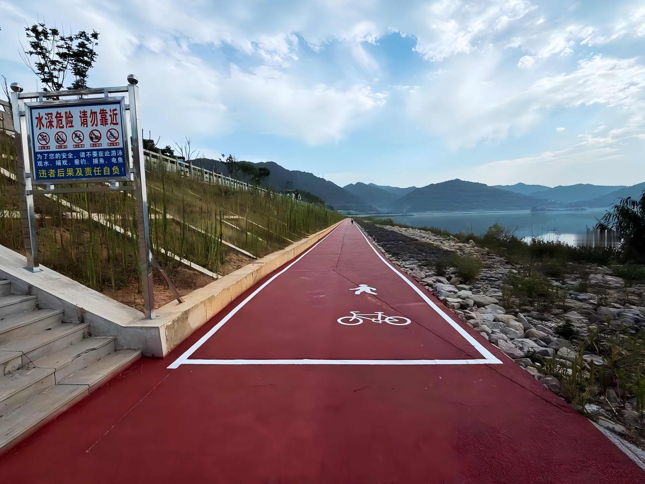 ［阆中二道沟临江游步道项目竣工投用］

8月12日，阆中市城投公司消息，由四川鼎