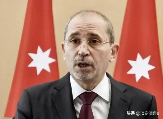 重磅消息！
3月12日，西班牙官方宣布：永久撤回驻以色列大使，使馆降级为临时代办