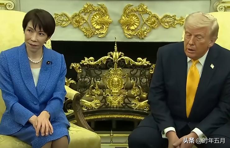 🔻记者：“呃，日本和美国是非常，呃，要好的朋友，但是呃，有个问题。为什么你们美