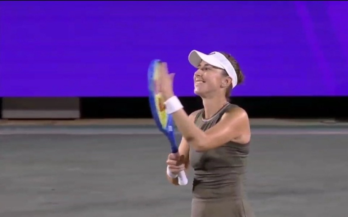 网球talking大会 本西奇在查尔斯顿以 6-2 6-7( 5) 6-3 击败