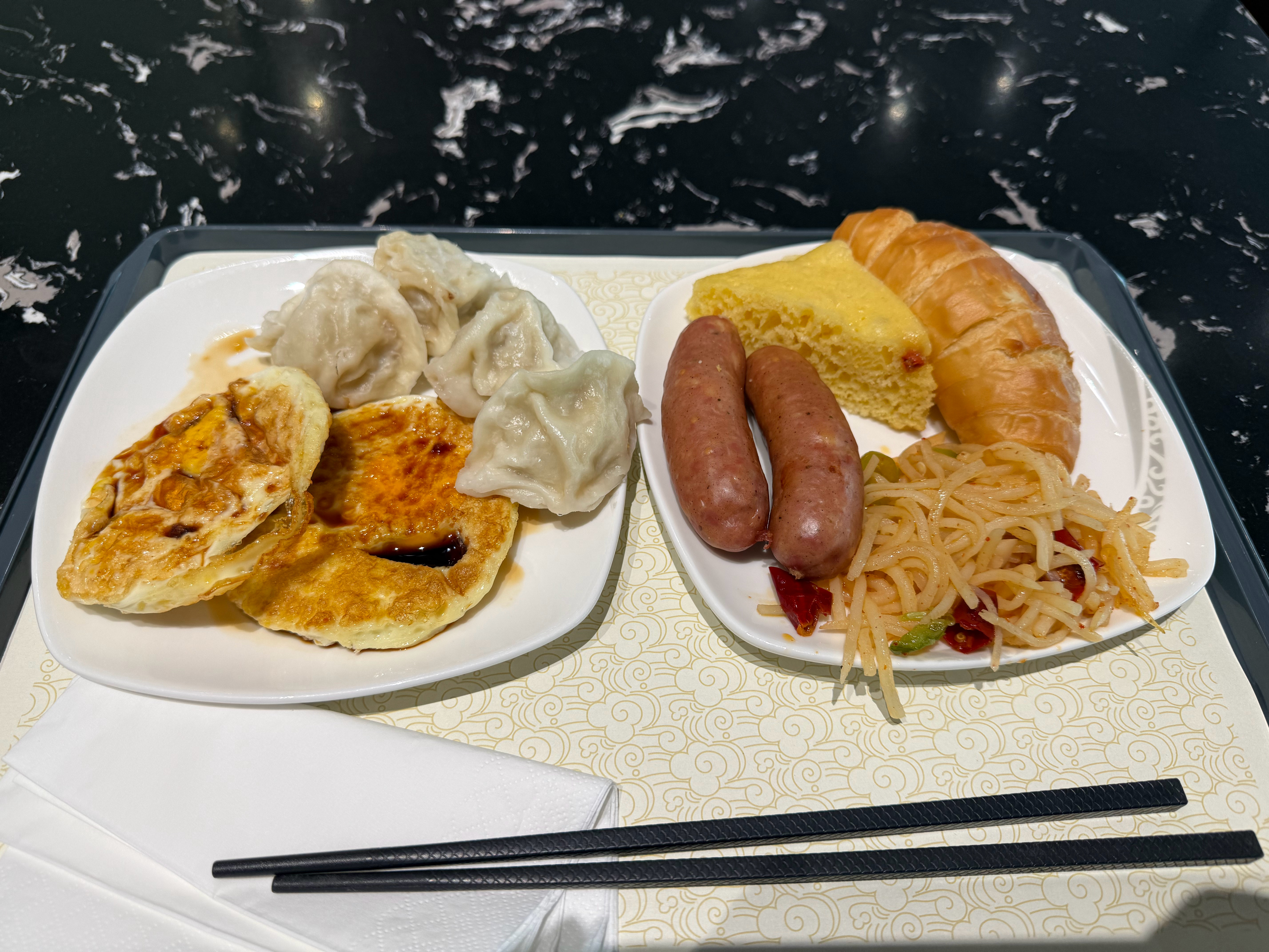 早啊，今天飞青岛！早安  ​​​