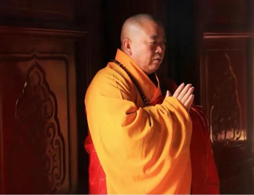 网传释永信有54个情人，174个小孩，真假有待于调查，但涉财、涉色是肯定的，这哪