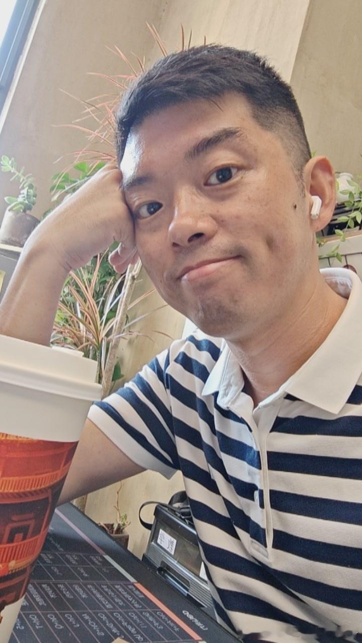 秋天的第一杯哦，谢谢我亲爱的许先生 