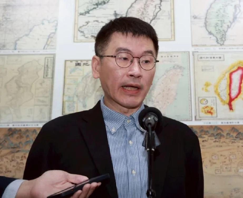 就在刚刚，
台“陆委会副主委”梁文杰发表声明，
4月30日，针对全面恢复两岸空中