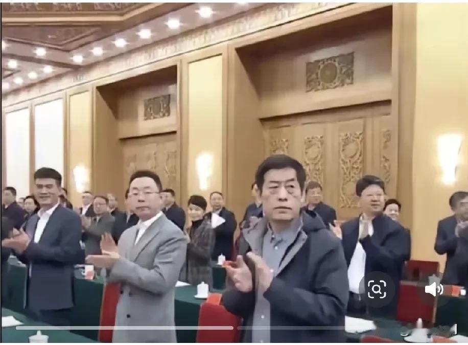 运城市万荣人 董清飞受邀参加民营企业座谈会