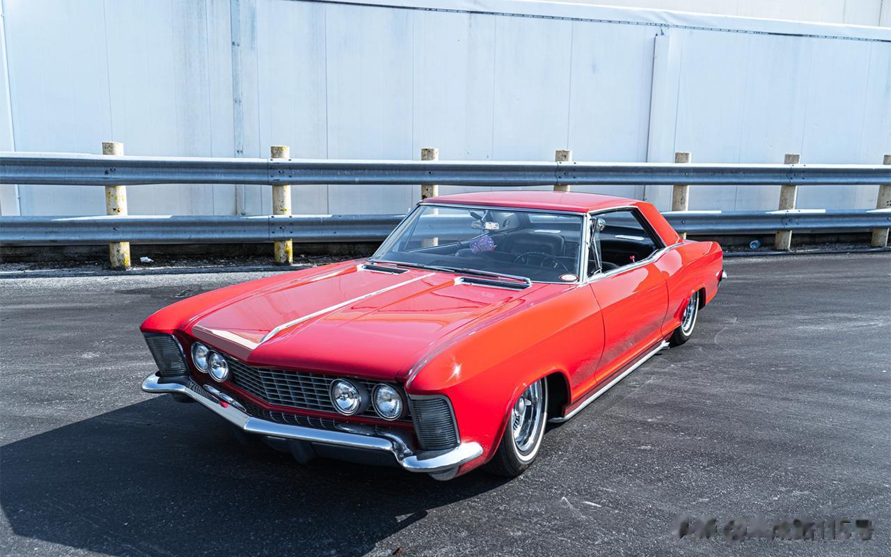 1964年别克Riviera Lowrider
