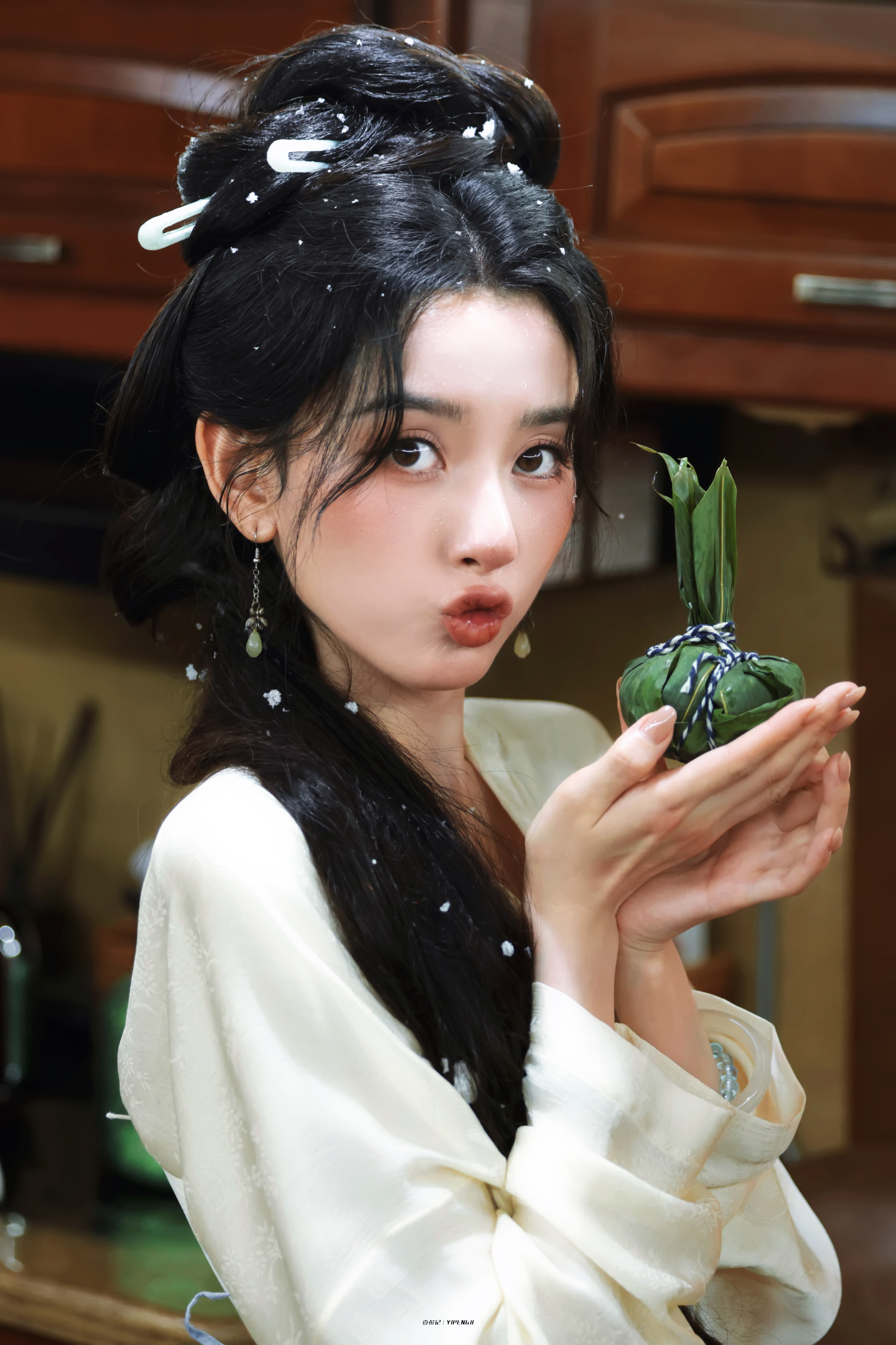 宋祖儿 · 𝙇𝙖𝙧𝙚𝙞𝙣𝙖 