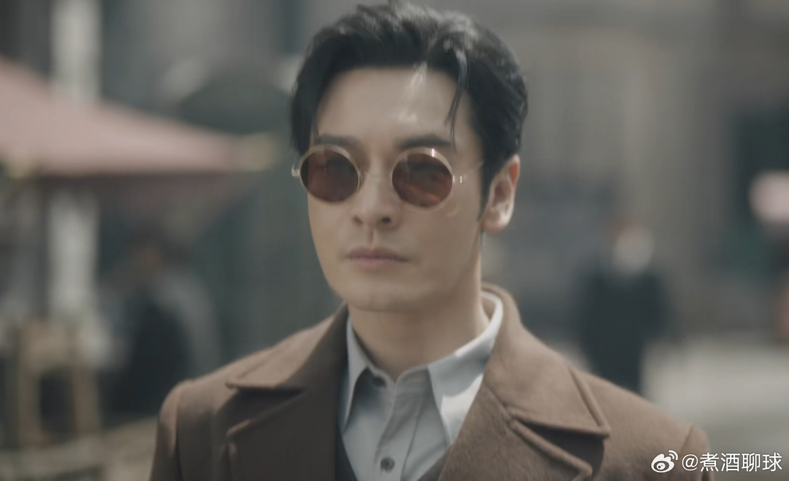 潜渊 不管你怎么说，咱还是觉得这个类型的最帅。黄晓明
