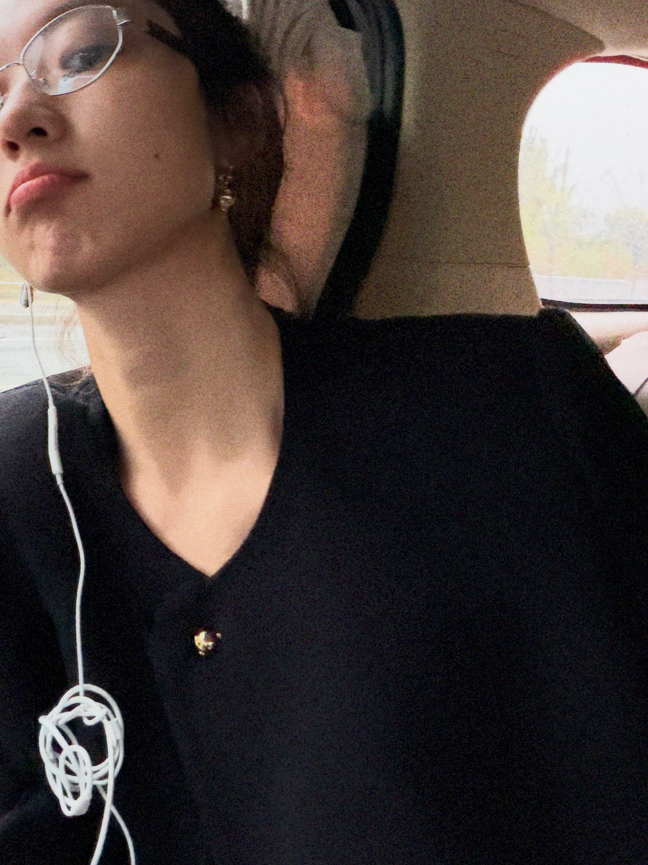 孙千 INS更新🖤🤍 ​​​