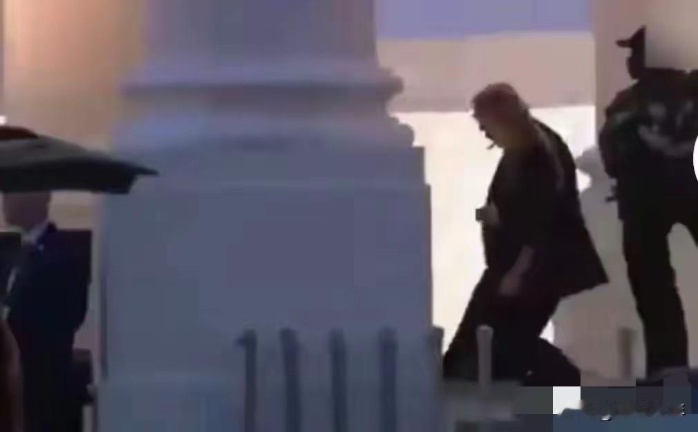 特朗普传来新消息！

4月26日金十数据和央视同步确认，白宫晚宴枪击事件刚过去不