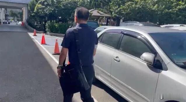 郑文灿收押看守所第1天！律师会客   避谈抗告书内容

前桃园市长郑文灿卷入贪污