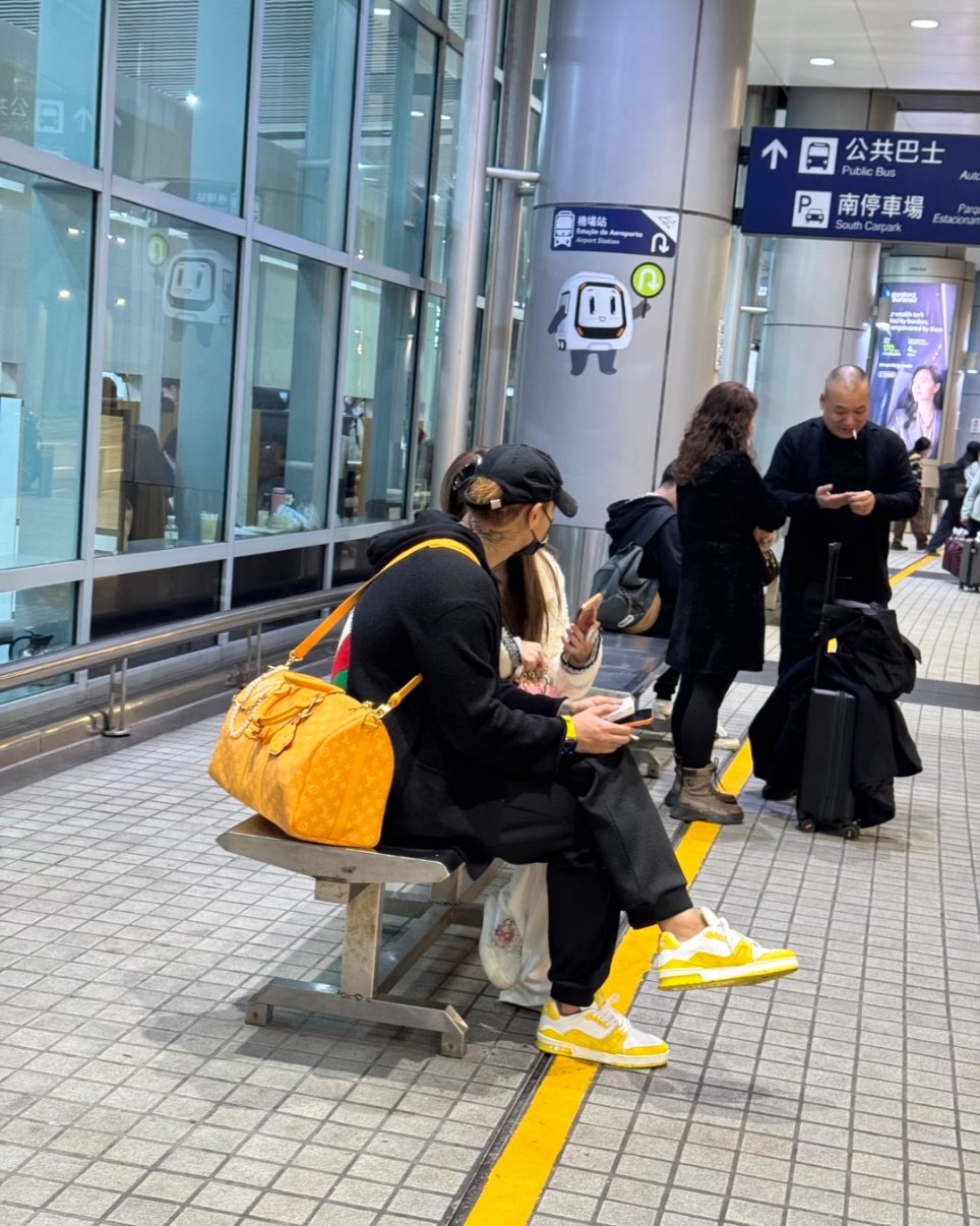 澳门偶遇黄子韬徐艺洋黄子韬徐艺洋要看王鹤棣演唱会黄子韬徐艺洋明天要去看王鹤棣演唱