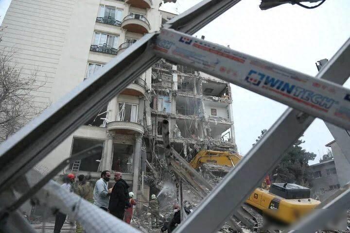 伊朗外长甩锅美国，以色列急着炸工厂，红海可能要堵上

伊朗外长阿拉格齐在25号公