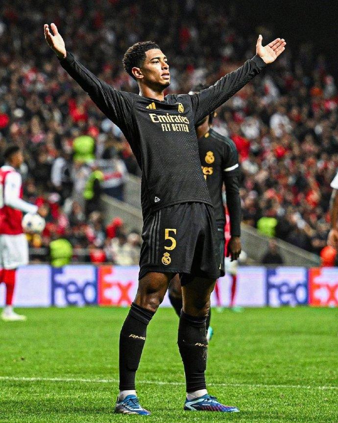 皇马买他，赚翻了！[捂脸]谁错过，谁含泪点赞，[可爱]多特出品，实属精品？