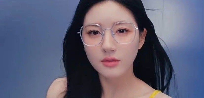 赵露思这怼脸镜头扛得住了吗？ ​​​