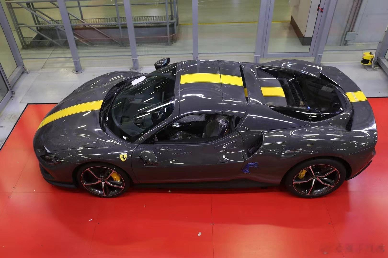很帅且独特的一台296 GTS[酷] ​​​