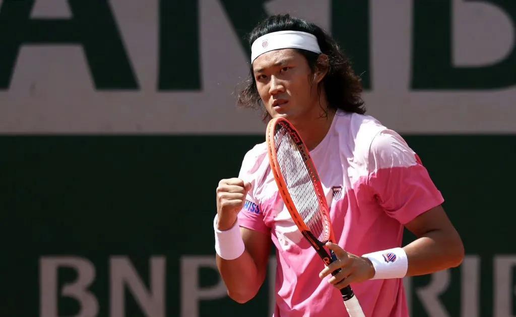 给力！张之臻打入法网第二轮！

3-1，张之臻击败武基奇，顺利晋级64强。这也是