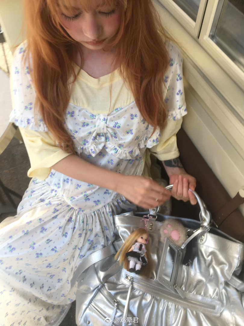 🪻🌸🩷💜🎀🌺 