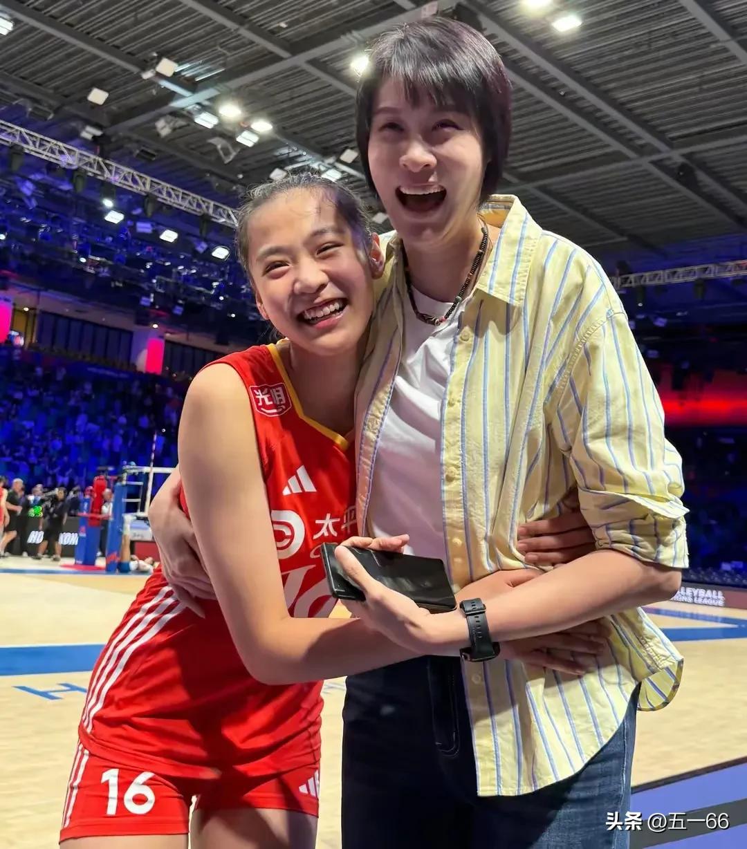 点评一下女排几个新人
在我眼里吴梦洁 庄宇珊 倪非凡已经不算新人，所以不在点评范