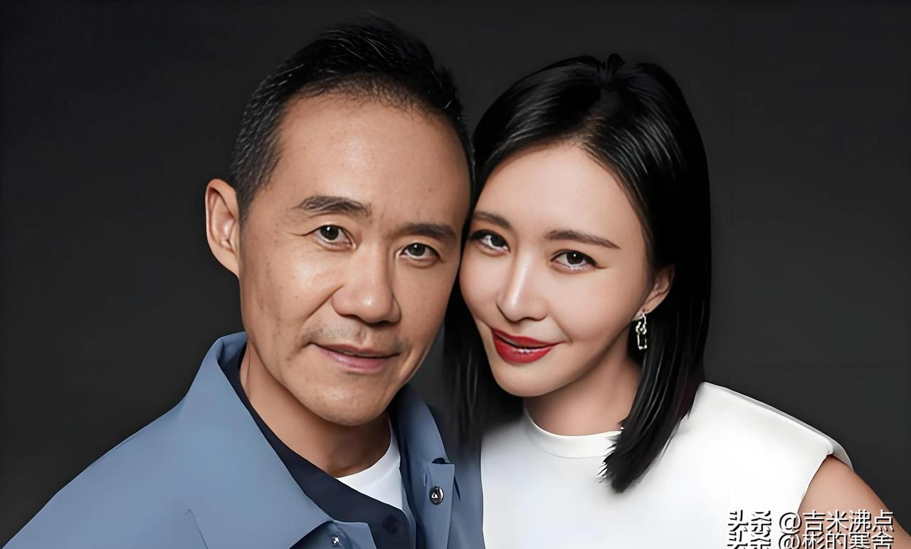 梯子撤了，红烧肉凉了，谁还记得当年那张合影。
王石和田朴珺这十四年，没闹过一句嘴