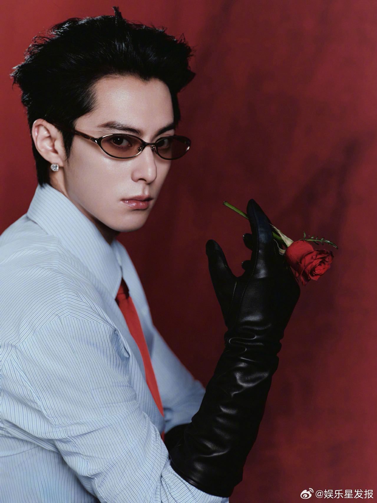 谢娜王鹤棣自拍 来了来了！《Pretty》的合作舞台要来了！这首歌动感十足可以为