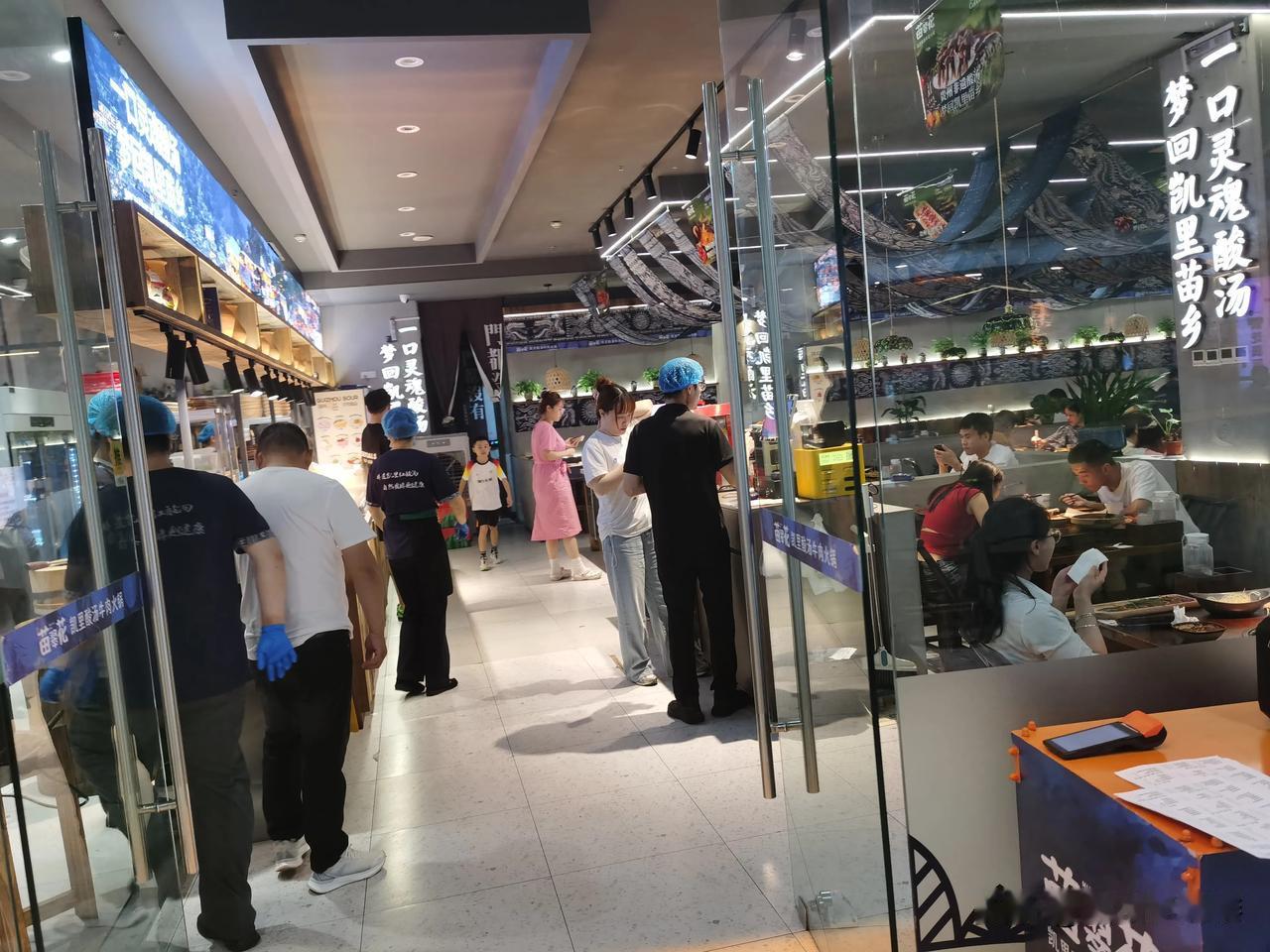 阳逻，听到这个名字就觉得无比遥远的一个地方！这次外出路过阳逻有点饿就在手机上搜了