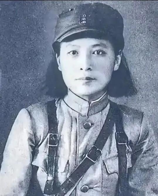 1939年，监狱里的田仲樵，被迫给日军洗衣服，谁料，竟发现了丈夫的裤子，她瞬间明